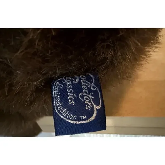 Vintage 1983 GUND Brown Teddy Bear Plush Medal Tag Korea 16” Classic Soft - Picture 6 of 9